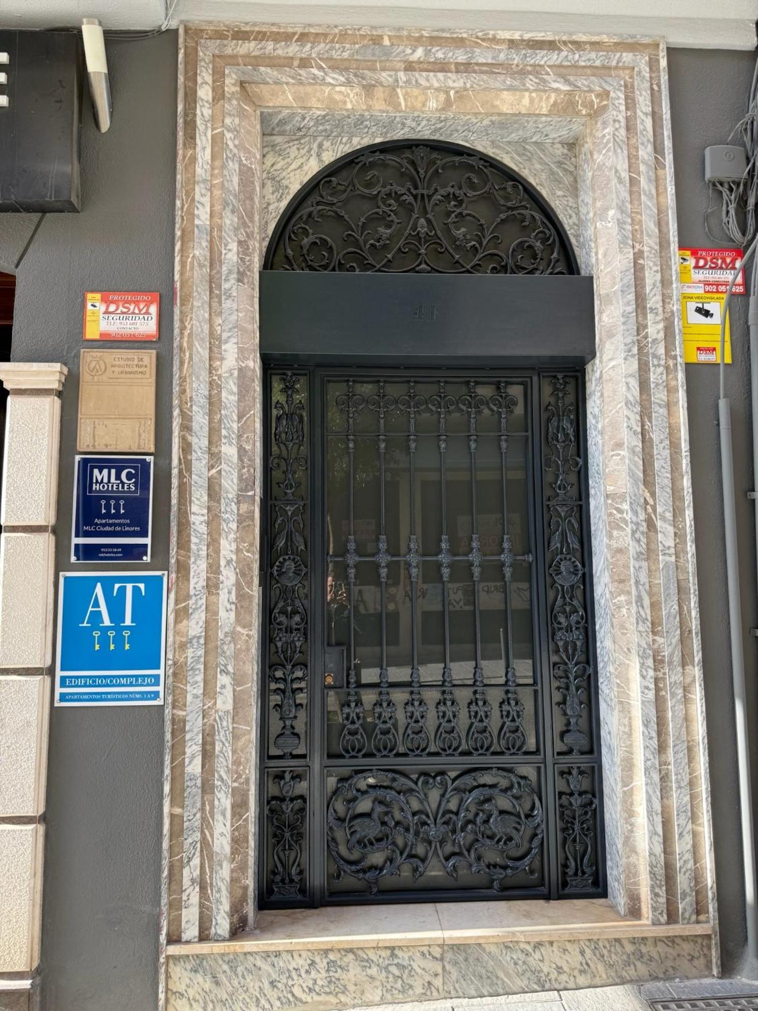 Apartamentos Mlc Ciudad De Linares Linares  Exterior foto